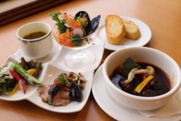azarealunch1
